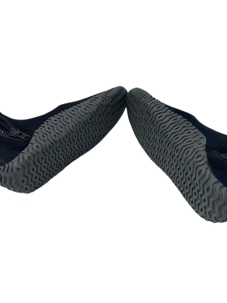 Tilos Swim Boots Unisex Size 8 Black Titanium Zipper Ankle High